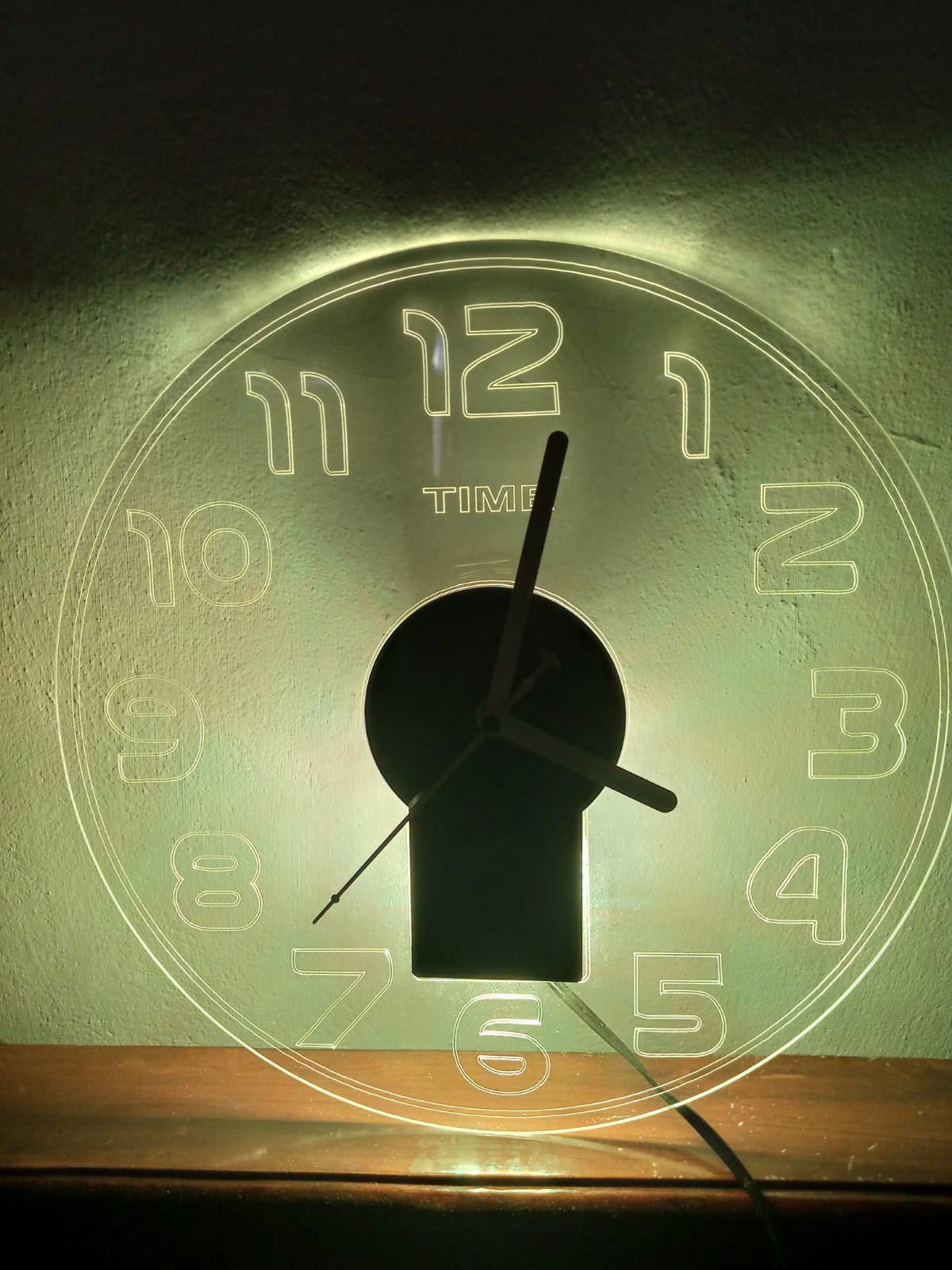 Rainbow wall clock - Image 6